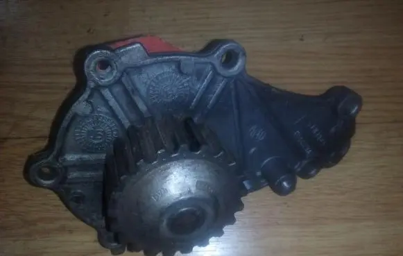 Ford Fiesta Water pump 267393
