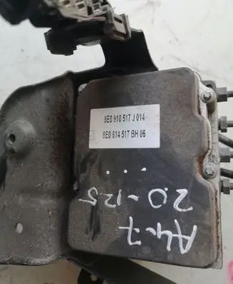 Audi A4 S4 B7 8E 8H ABS Pump 8E0910517J 8E0614517BH