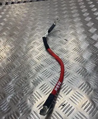 Positive cable (battery)