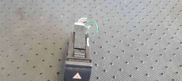 Hyundai Elantra Hazard light switch 9379028010 93790-28010QC90