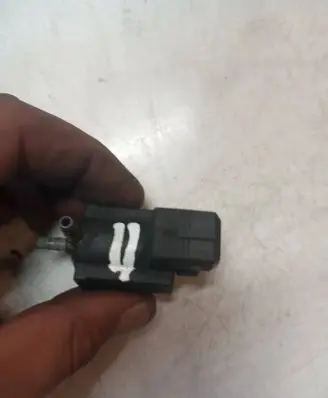 Volvo S60 Turbo solenoid valve 31339879 13T281 70051502