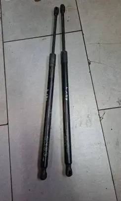 Toyota RAV 4 (XA50) Tailgate strut 