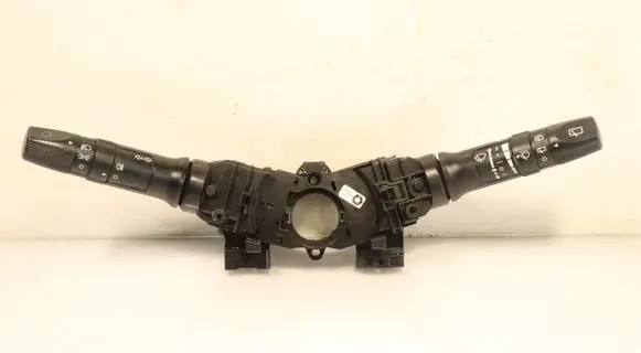 Hyundai i20 (PB PBT) Light switch