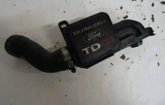 Ford Fiesta Breather/breather pipe/hose 9647507680