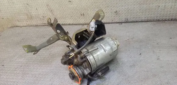 Toyota Avensis T250 Fuel filter housing 