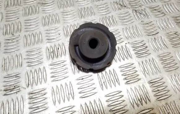 Audi Q5 SQ5 Rear coil spring rubber mount 8K0512149B