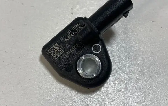 Skoda Octavia Mk3 (5E) Airbag deployment crash/impact sensor 3Q0959351