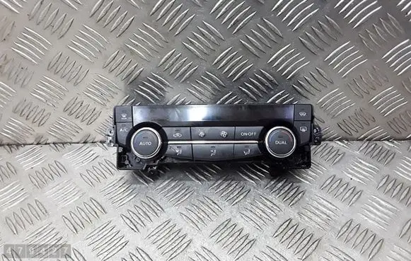 Nissan Qashqai Climate control unit 275004ea1a