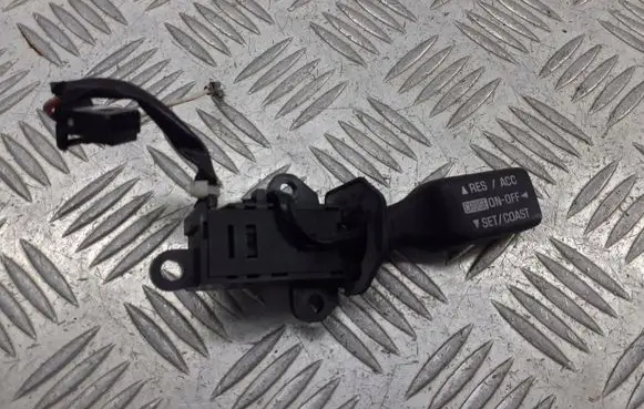 Toyota Camry Cruise control stalk 140-0A3D