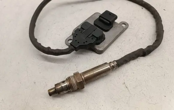 Mercedes-Benz C W205 Lambda probe sensor A0009051512 0009051512 A3C03398600