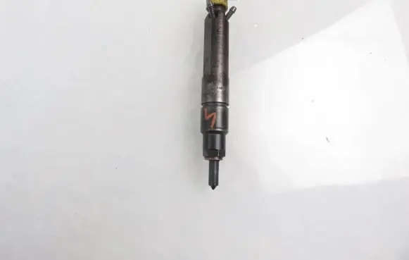 Audi A3 S3 8L Fuel injector 0432193595 038130202A