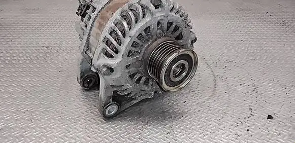 Nissan Tiida C11 Generator/alternator 23100EM01B