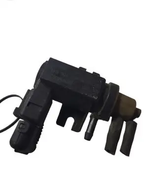 Volkswagen Touran I Turbo solenoid valve 1K0906627