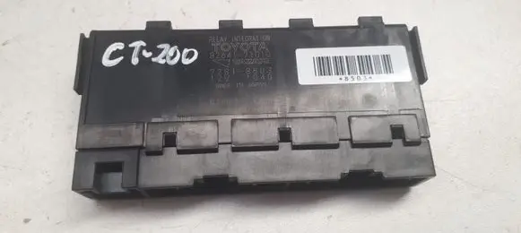 Lexus CT 200H Fuse module 8264171010 72818503
