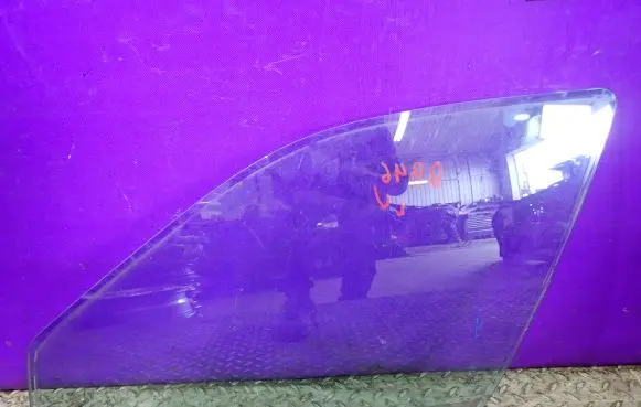 Citroen Xsara Picasso Front door window glass four-door