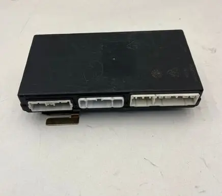 Volvo S40, V40 Comfort/convenience module 30621304 3817900290