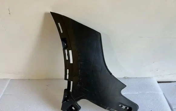 Mercedes-Benz GLC C253 Front bumper splitter molding A2058858802