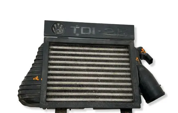 Volkswagen Transporter - Caravelle T4 Intercooler radiator 701145805C