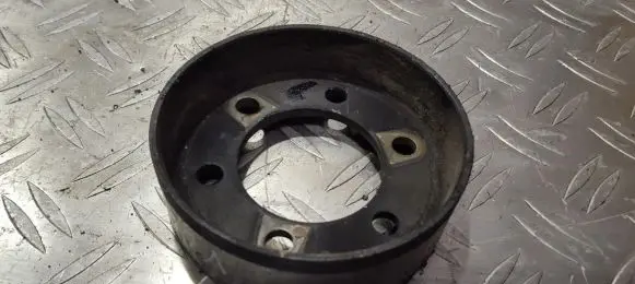 Volvo S40, V40 Power steering pump pulley 