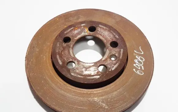 Volkswagen Polo IV 9N3 Front brake disc ventiliuojamas