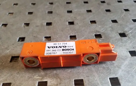 Volvo XC90 Airbag deployment crash/impact sensor 8651754