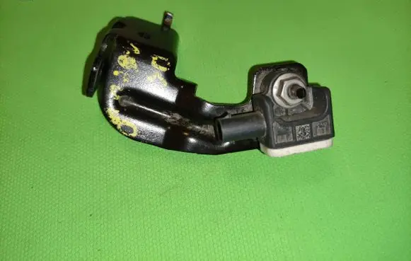 Peugeot 508 Airbag deployment crash/impact sensor 9813701080