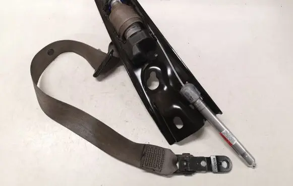 Volvo XC90 Front seatbelt