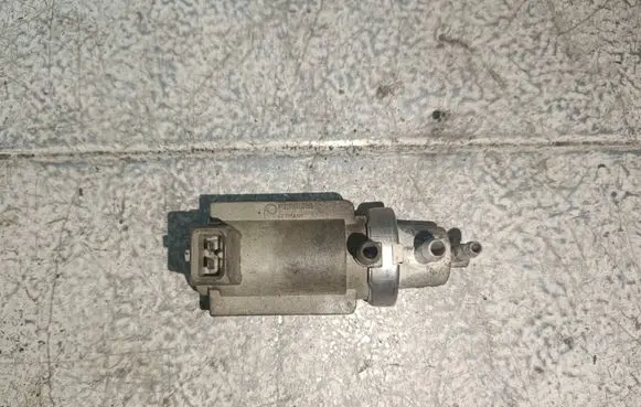 Audi A6 S6 C5 4B Turbo solenoid valve 059906627A