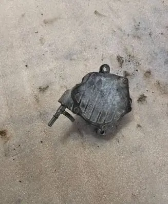 Toyota Corolla Verso AR10 Vacuum pump