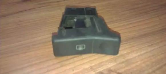 Windscreen/window heater switch