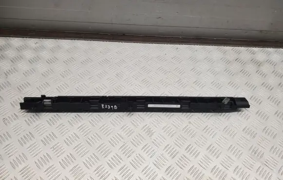 Mercedes-Benz SL R231 Other interior part A2316800256