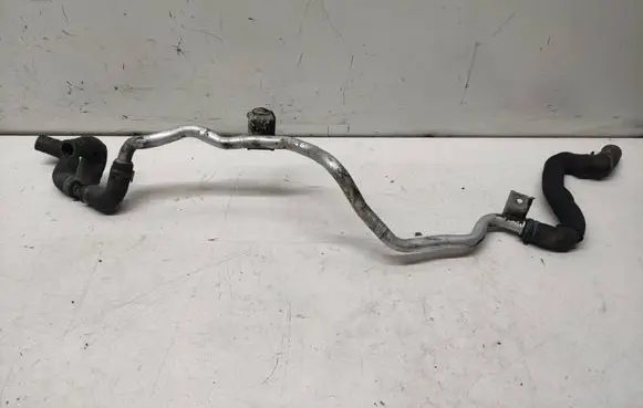 Audi A8 S8 D4 4H Engine coolant pipe/hose 4H0121400T