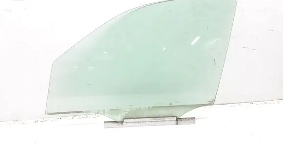 Mercedes-Benz ML W163 Front door window glass four-door 43R008010