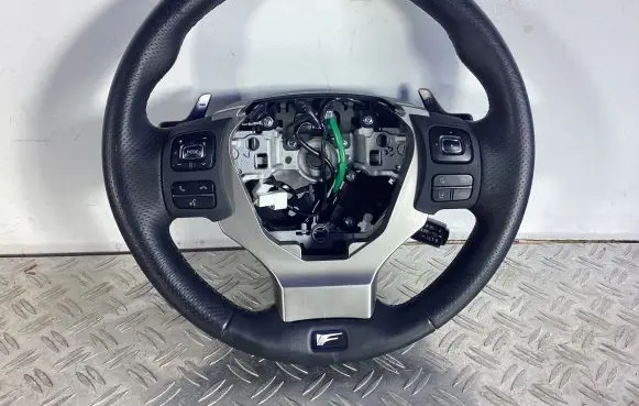 Lexus RC Steering wheel