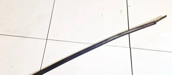 Fiat Punto (188) Front door glass trim molding 