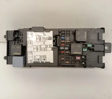 Land Rover Discovery 5 Fuse module JPLA14A073BB
