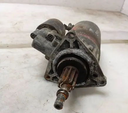 Volkswagen Transporter - Caravelle T4 Starter motor 9002338892 0001218118