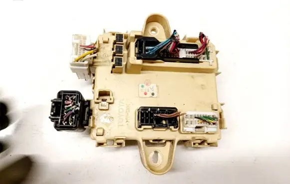 Lexus RX 300 Fuse box set 