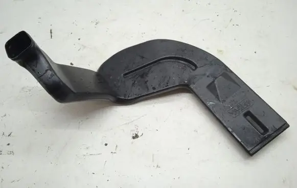 Volvo V50 Cabin air duct channel 3M51A01906