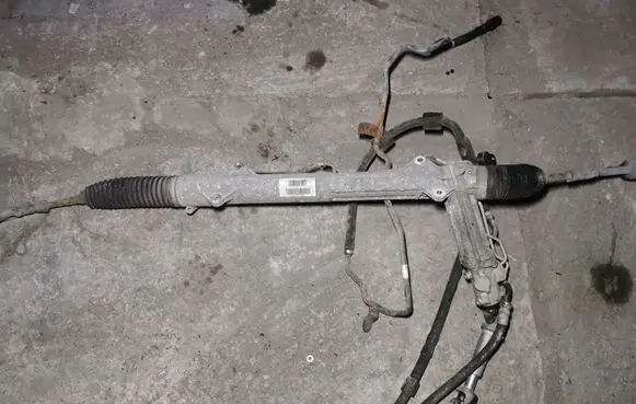 BMW X5 E70 Steering rack P677141607 7882135