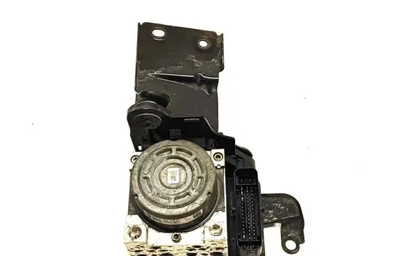 Volkswagen Touran III ABS Pump 3Q0907379AA