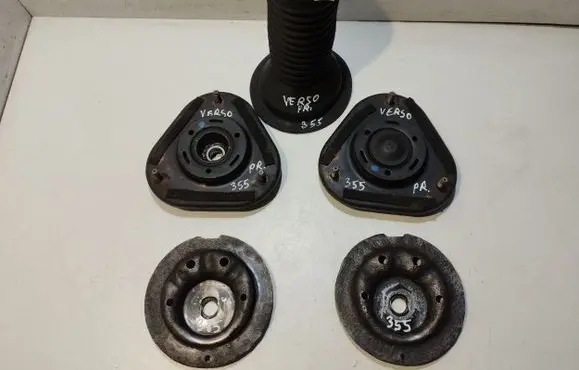 Toyota Corolla Verso AR10 Coil spring mount 