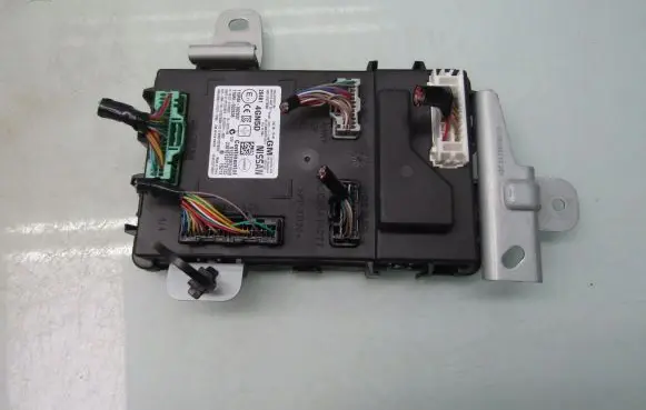 Infiniti Q50 Other control units/modules 284B14GN5D
