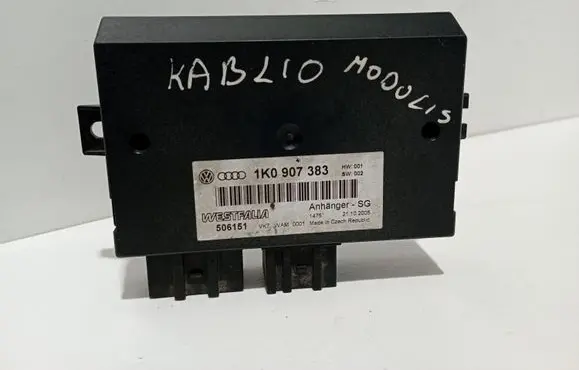 Audi A4 S4 B7 8E 8H Tow bar trailer control unit/module 1K0907383 506151