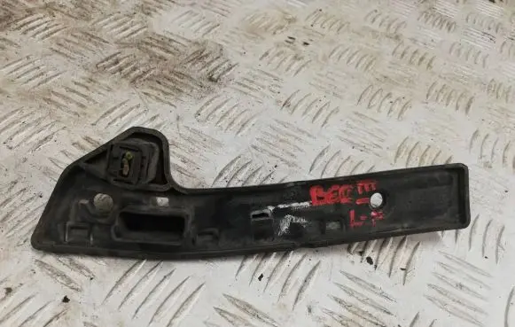 Peugeot 3008 I Front bumper mounting bracket 9680546880