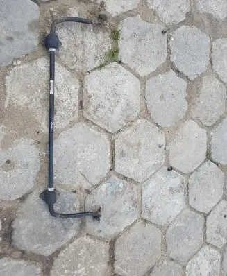 Front anti-roll bar/sway bar