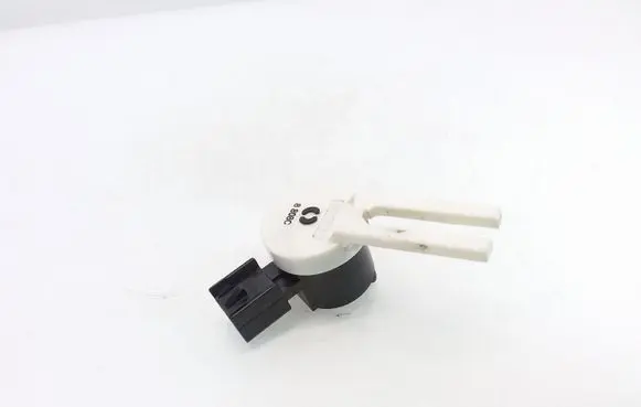 Opel Insignia A Brake pedal sensor switch 10366474