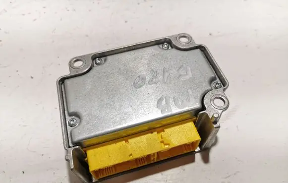 Mercedes-Benz B W245 Airbag control unit/module A1698204085