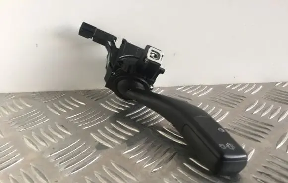Volkswagen Golf V Wiper control stalk 1K0953519 26B0205A