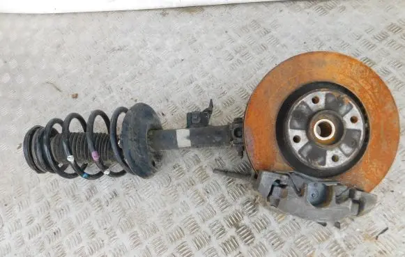 Citroen C4 I Picasso Front wheel hub spindle knuckle